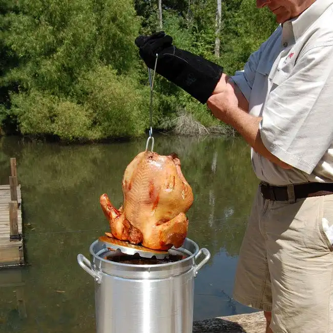 Bayou Classic 44qt Stainless Steel Turkey Fryer Kit - Image 3