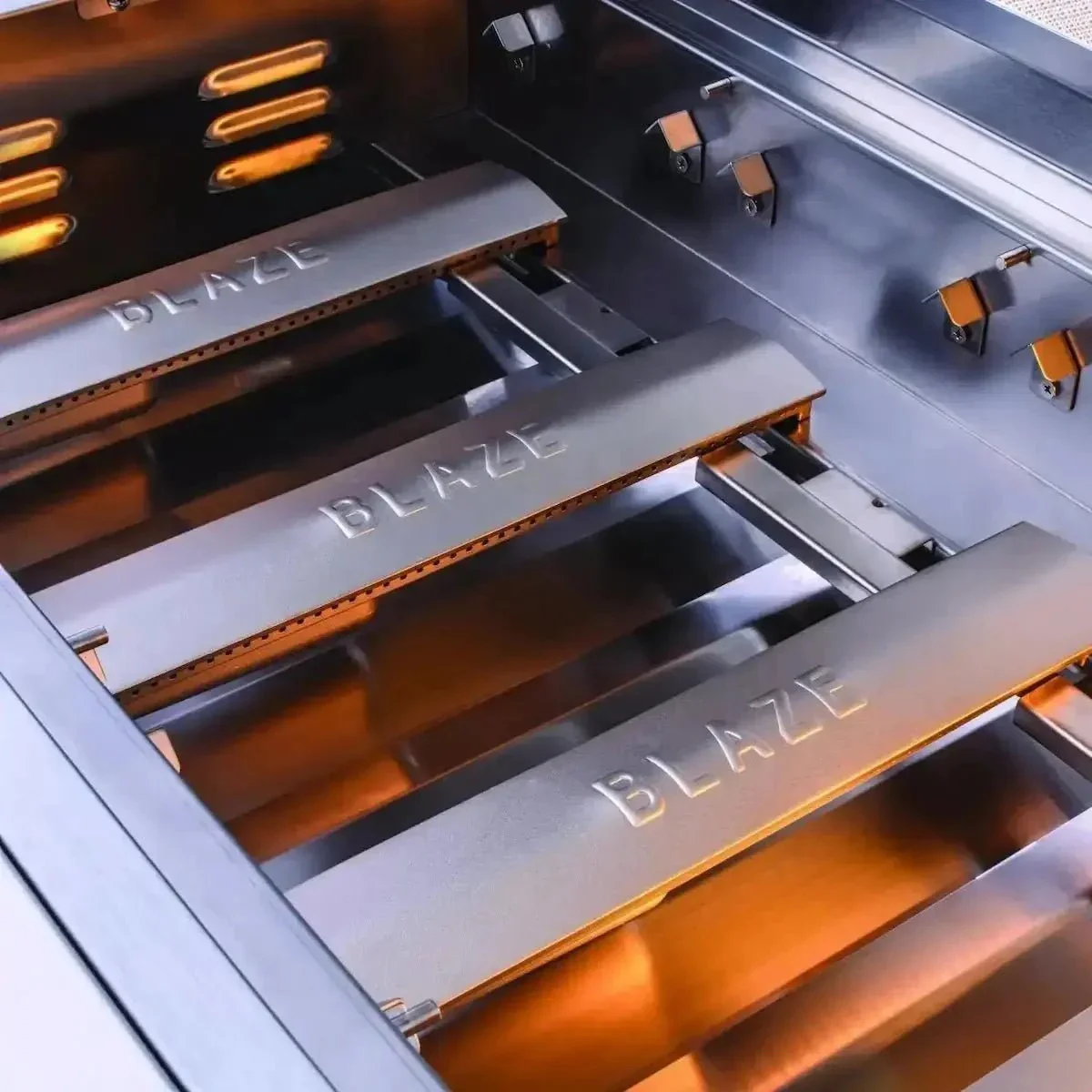 Blaze Premium 5-Burner LTE+ 40" Built-In Gas BBQ Grill with Rear Infrared Burner, BLZ-5LTE3 - Image 12