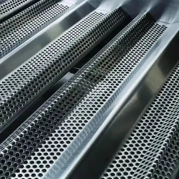 Blaze Premium 5-Burner LTE+ 40" Built-In Gas BBQ Grill with Rear Infrared Burner, BLZ-5LTE3 - Image 15