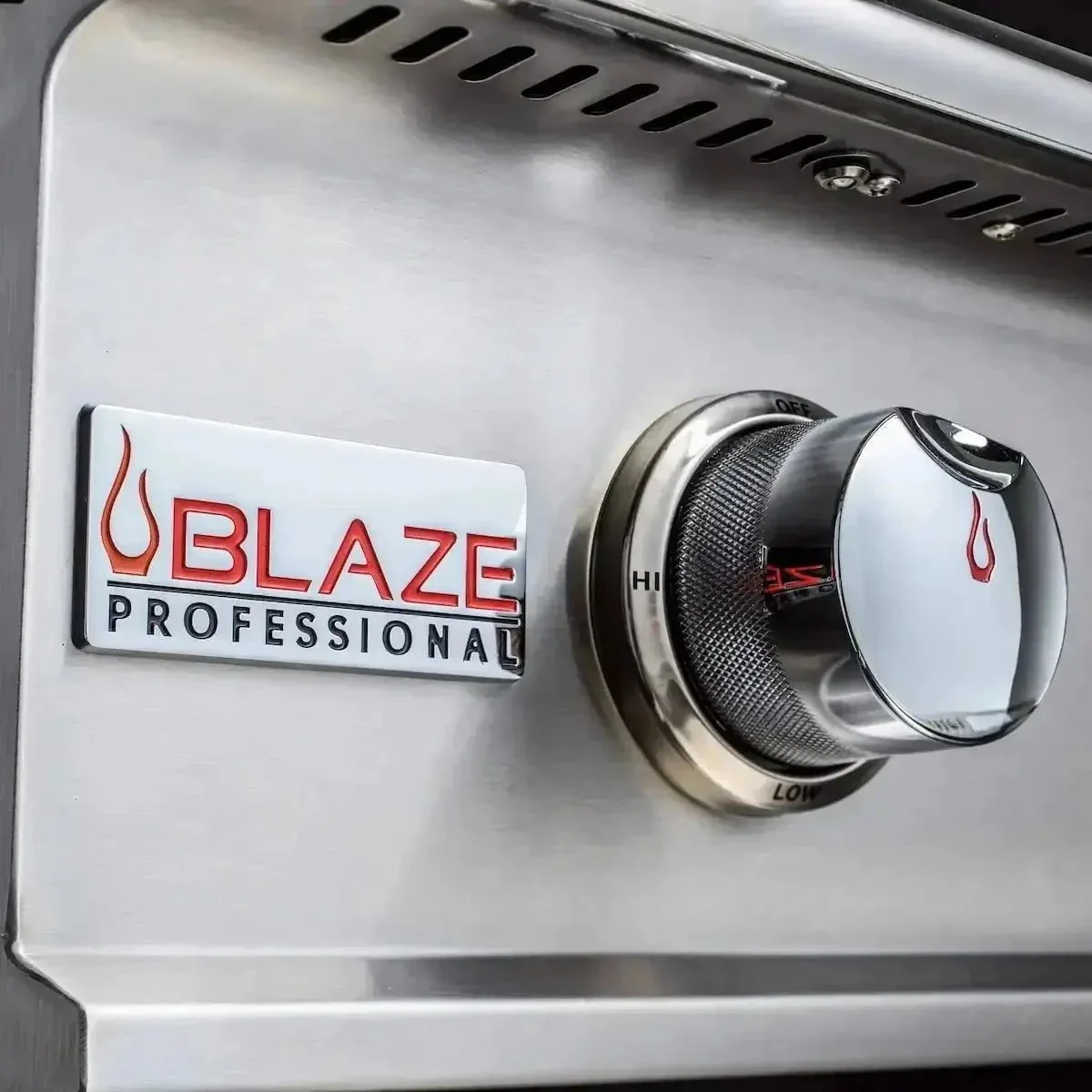 Blaze Professional LUX 34" 3 Burner Gas BBQ Grill with Rear Infrared Burner BLZ-3PRO - Image 4