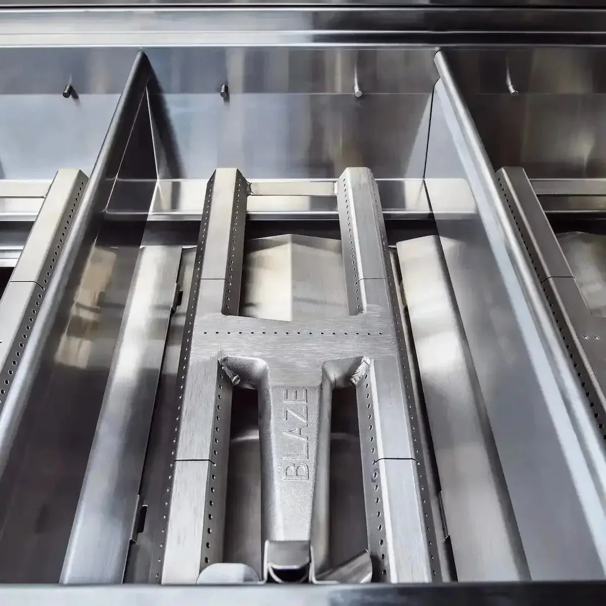 Blaze Professional LUX 44" 4-Burner Built-In Gas BBQ Grill with Rear Infrared Burner, BLZ-4PRO - Image 8