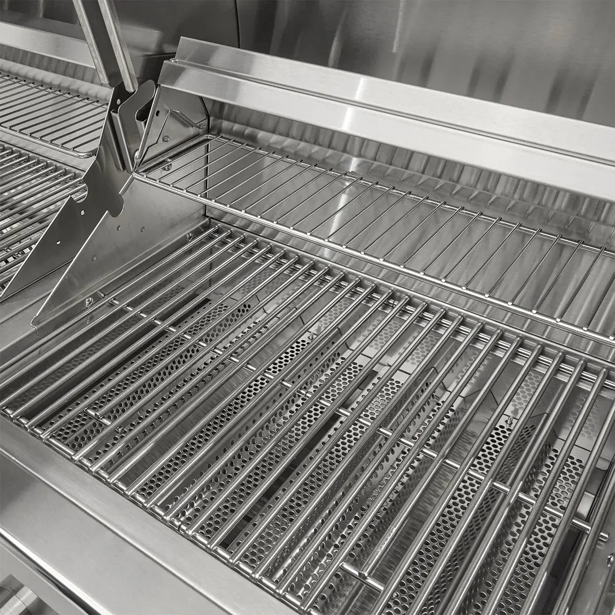 Coyote 50" Hybrid Built-In Gas and Charcoal Grill - Image 6