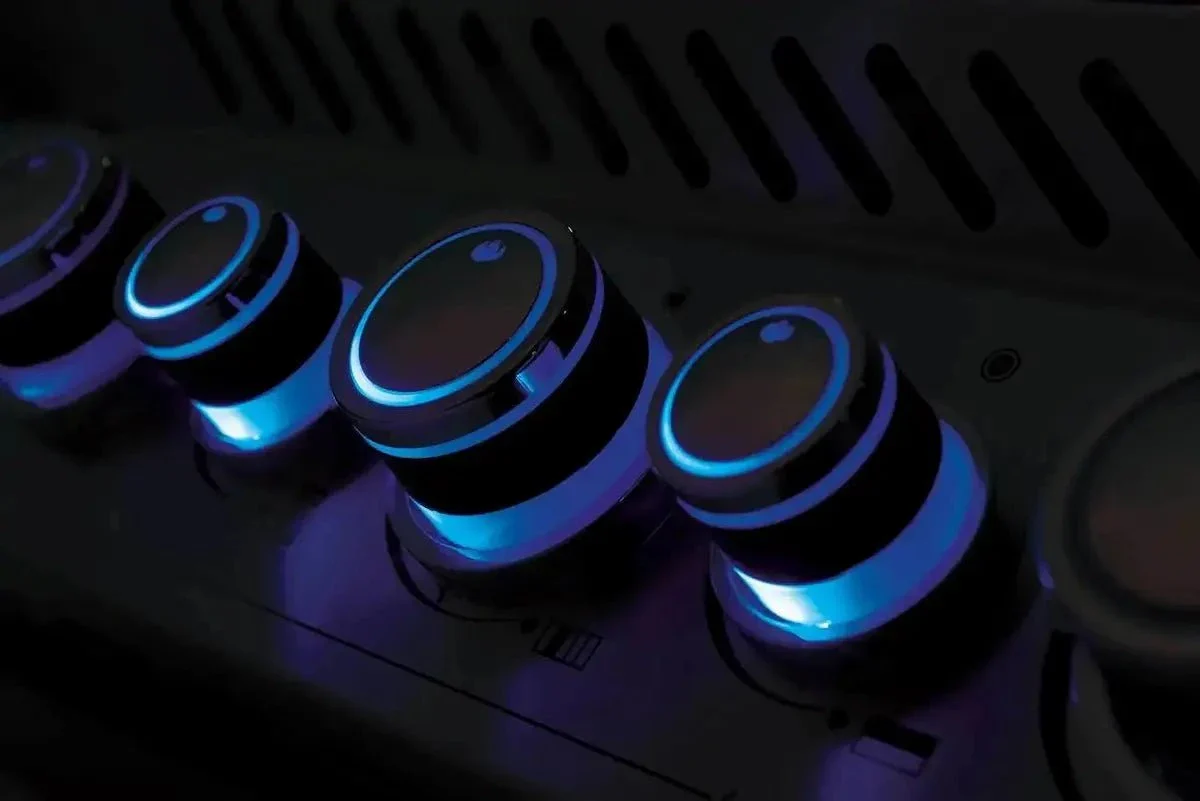 Napoleon Grills Built-In Prestige Pro 665 Gas BBQ Grill - BIPRO665RB-3 - Image 5