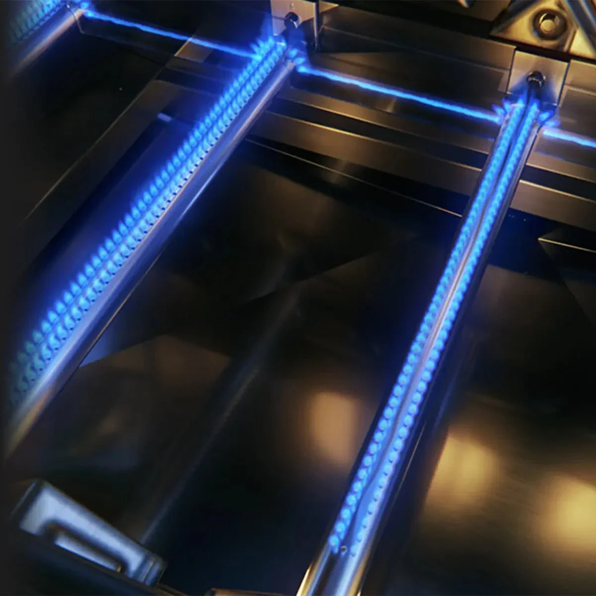 Napoleon Rogue PRO 525 Gas BBQ Grill with Infrared Side Burner - Image 14