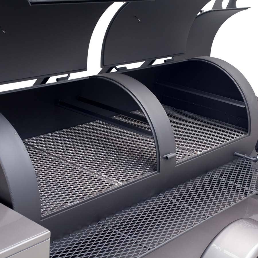 Yoder Smokers 30" Frontiersman Trailer Mounted Offset Smoker - Image 7