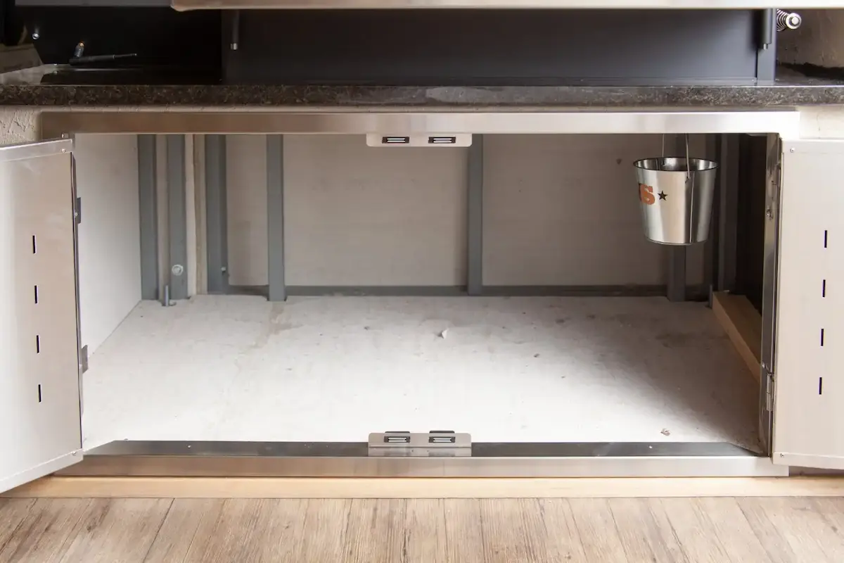 Yoder Smokers Built-In YS480s Pellet Grill Island with Double Access Doors - Image 13