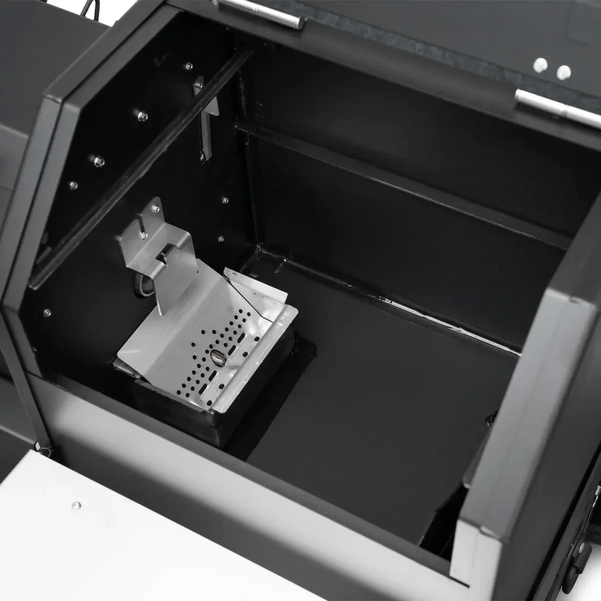 Yoder Smokers YS480s Outlander Pellet Grill - Image 28